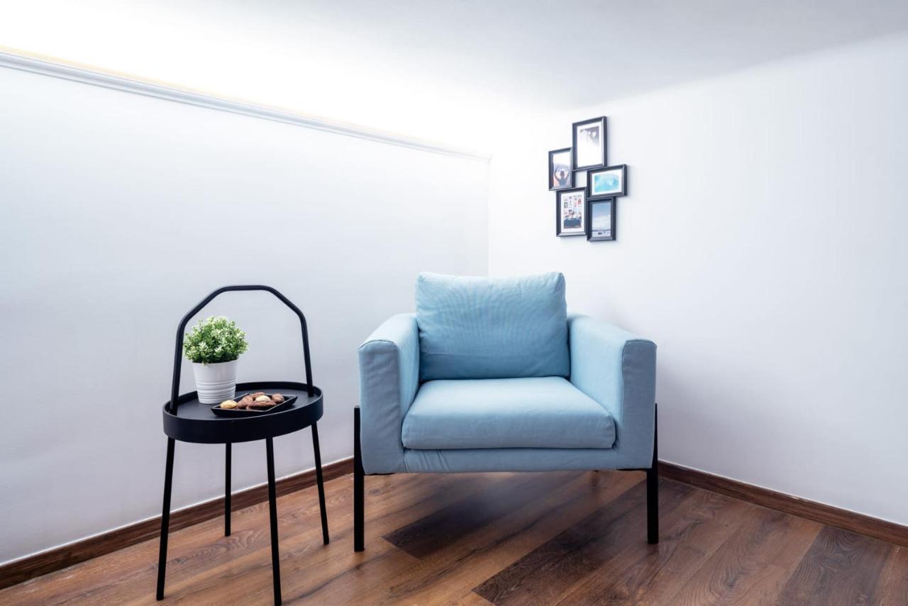 Welcoming Modern In The Center Apartment *