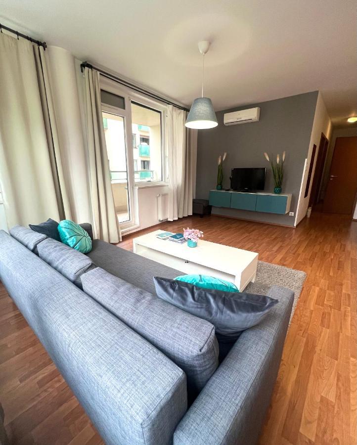 Lotus Corvin Apartamento *