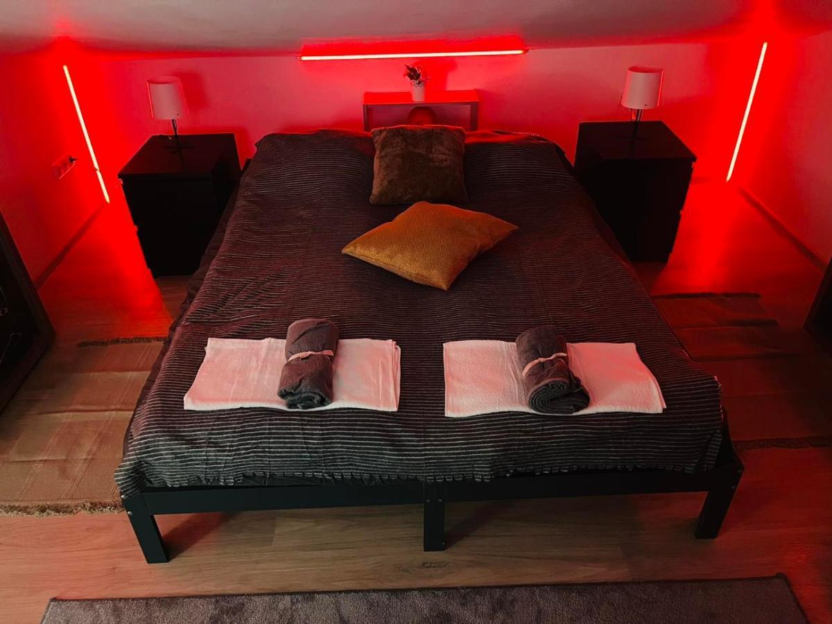 King House & Garden With Ac And Free Parking Possibility Budapest