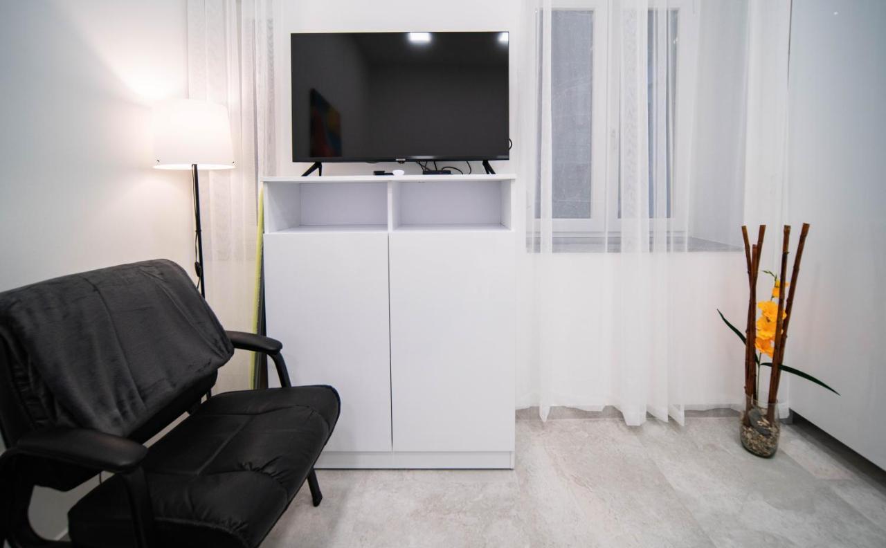 Apartamento Free Parking Basilica Leo's - Ac, Wi-fi, Smart Tv
