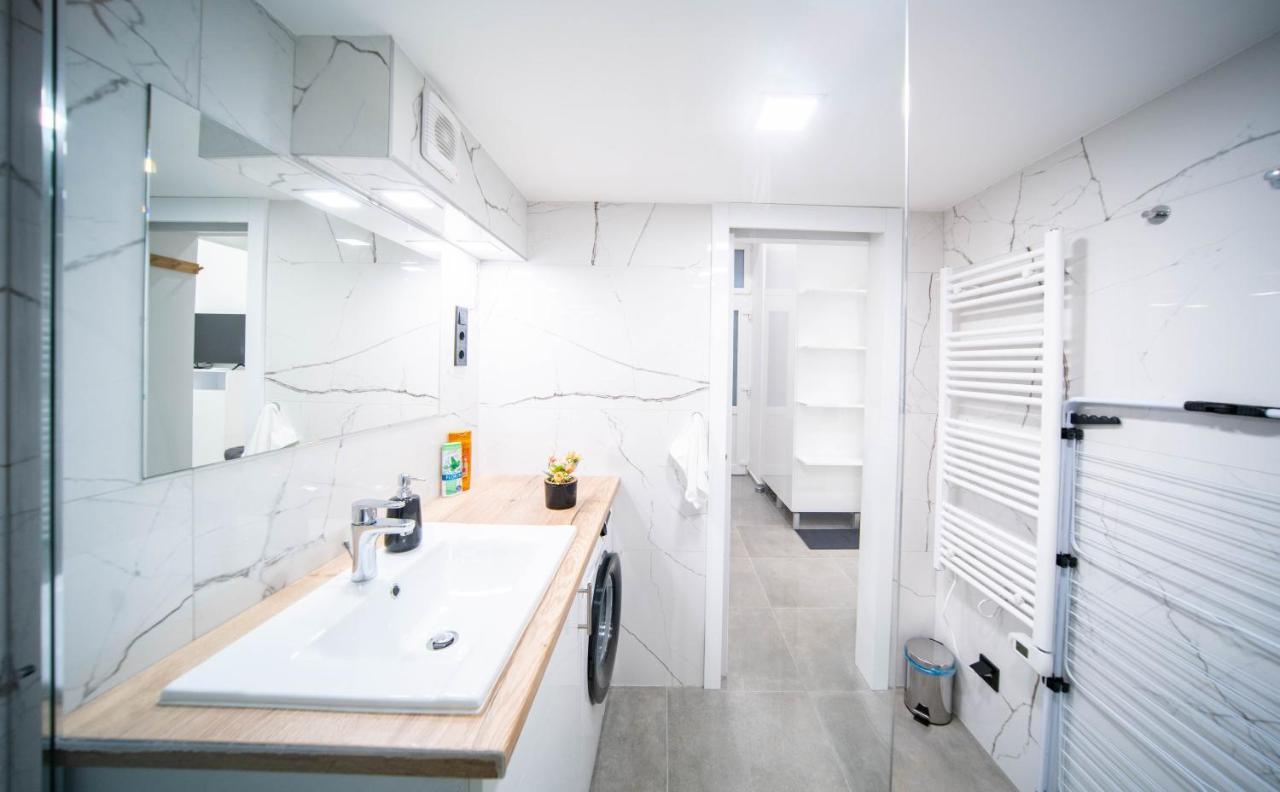 Apartamento Free Parking Basilica Rob's - Ac, Wi-fi, Smart Tv *