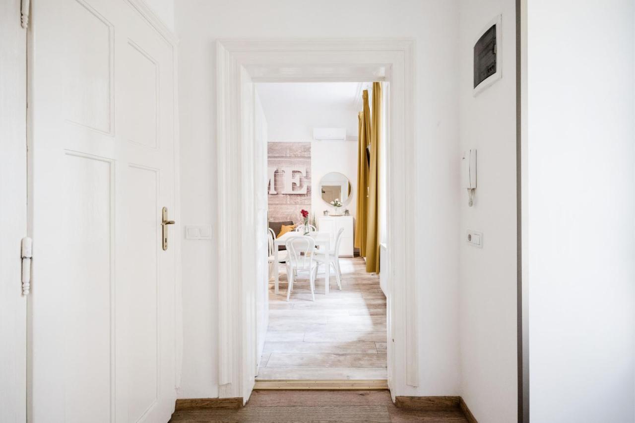 Apartment Lavender