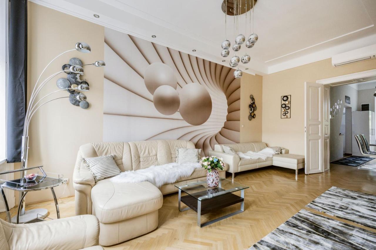 Apartment Bubbles