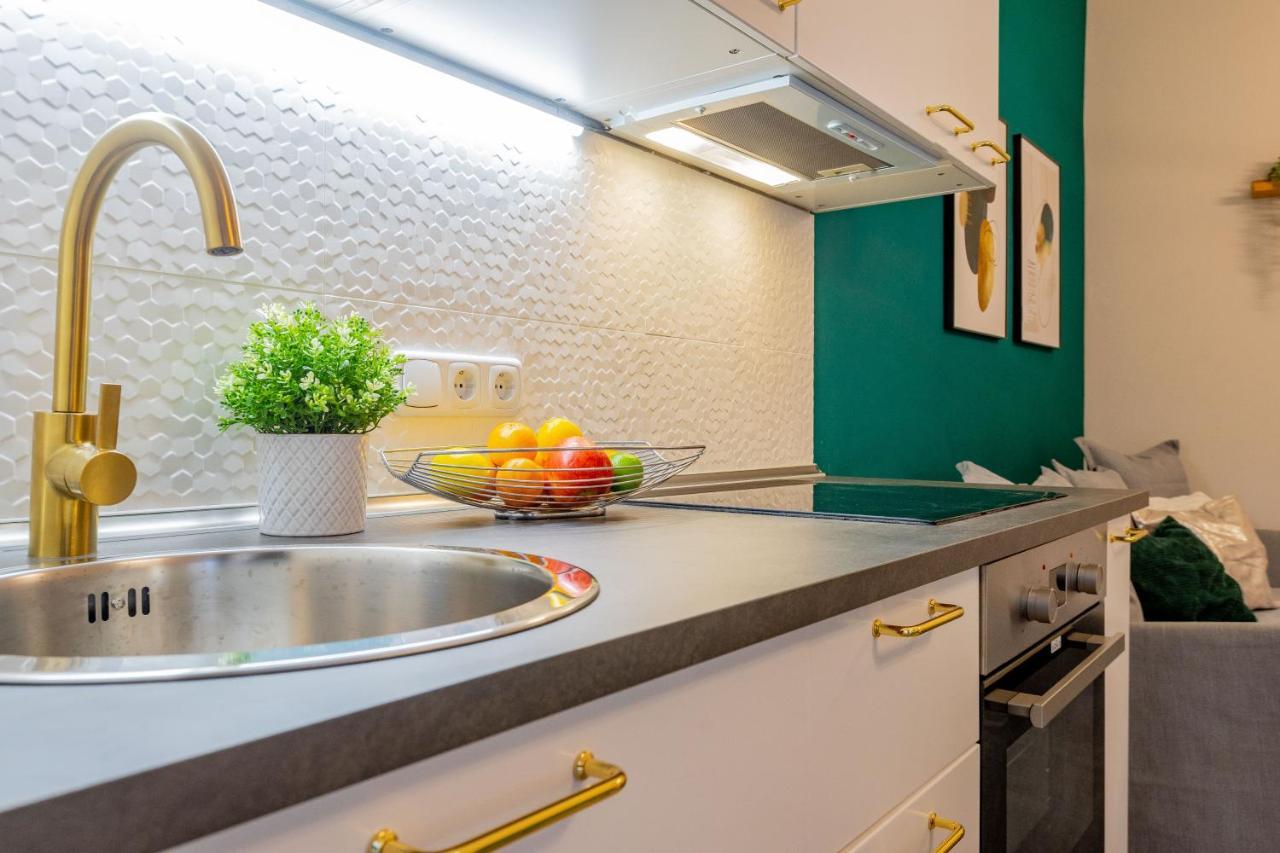 Apartment Eden Cozy Modern Retreat Budapest