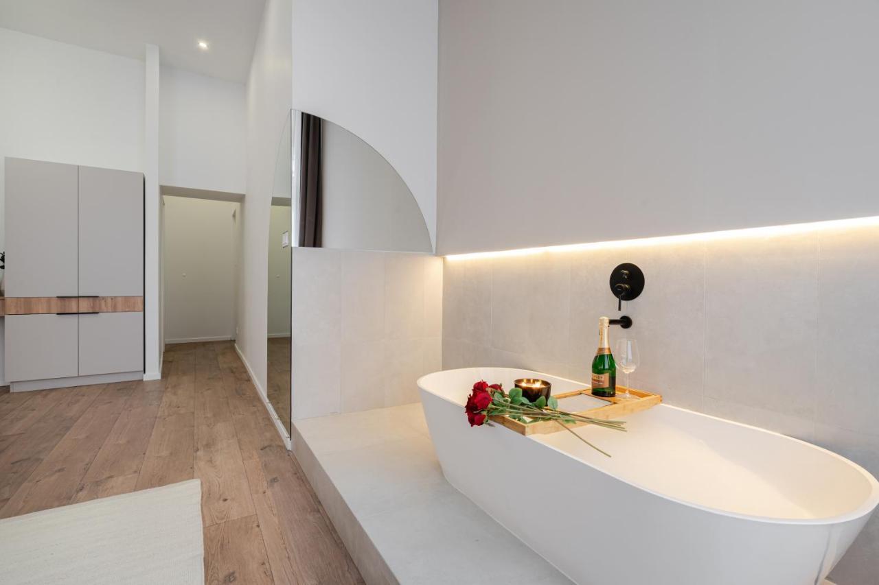 Boutique Suites, Location By Bqa