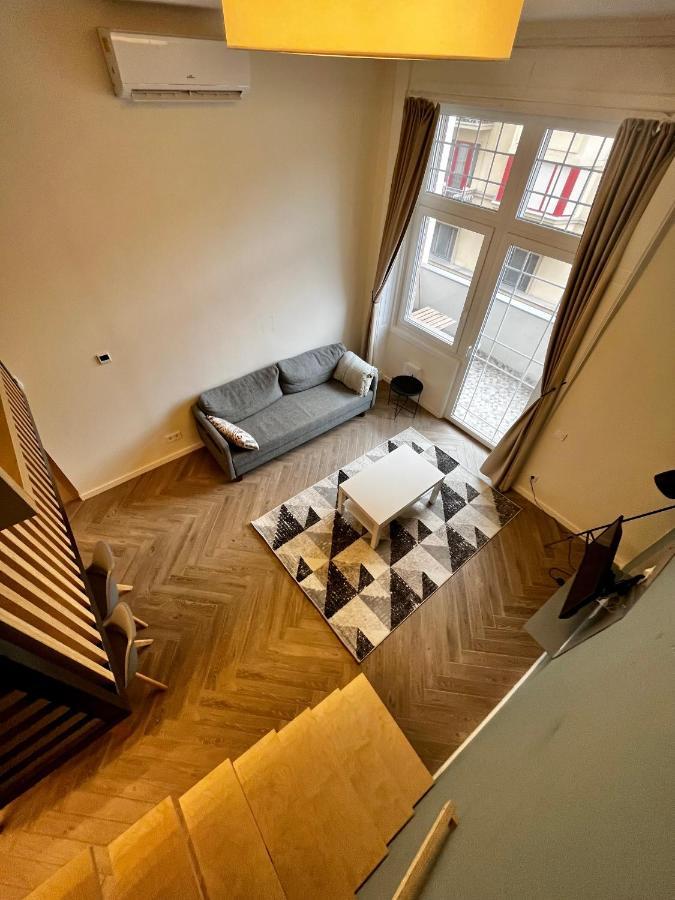 Apartment A96 *