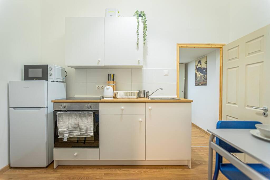 Center Budapest, Akacfa Street Apartment Budapest