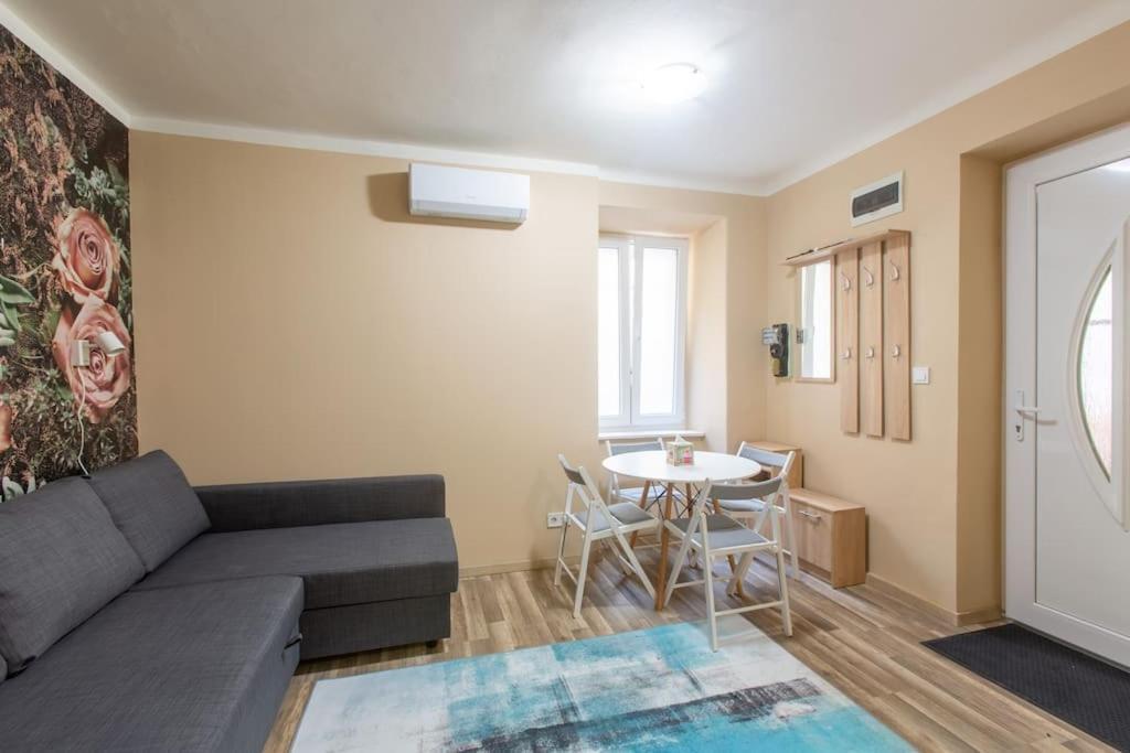 Appartement Belgian Style In The City Center Boedapest