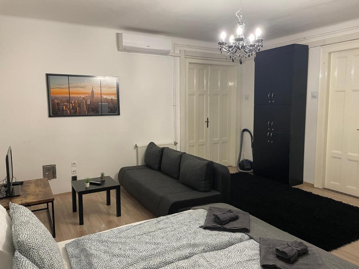 Cozy On Raday Corso Apartamento