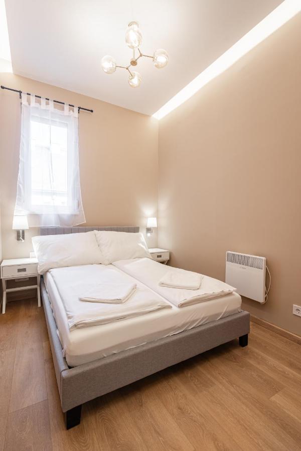 Kl31 - - Klauzal Square By Bqa Budapešť