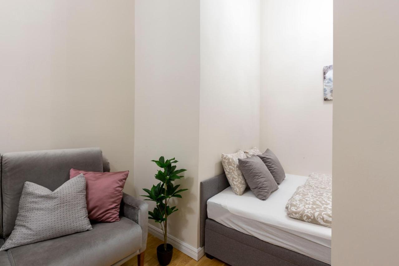 Luxury 3bedrm 2bathrm With Danube River View Appartement *