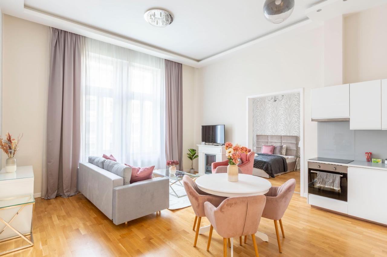 Luxury 3bedrm 2bathrm With Danube River View