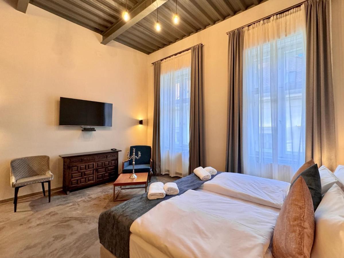 Bazaar Boutique Hotel