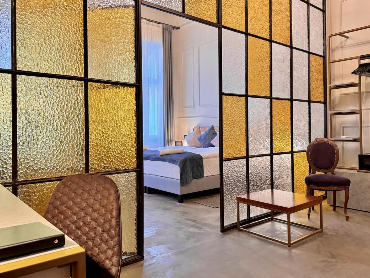 Hotel Bazaar Boutique