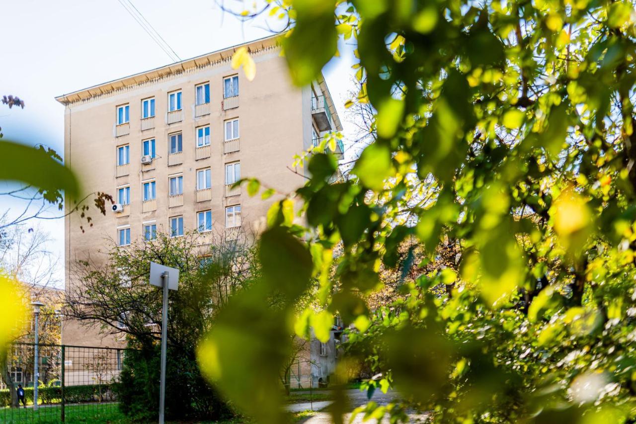 Ujbuda Rest With Air Condition And Balcony Apartment