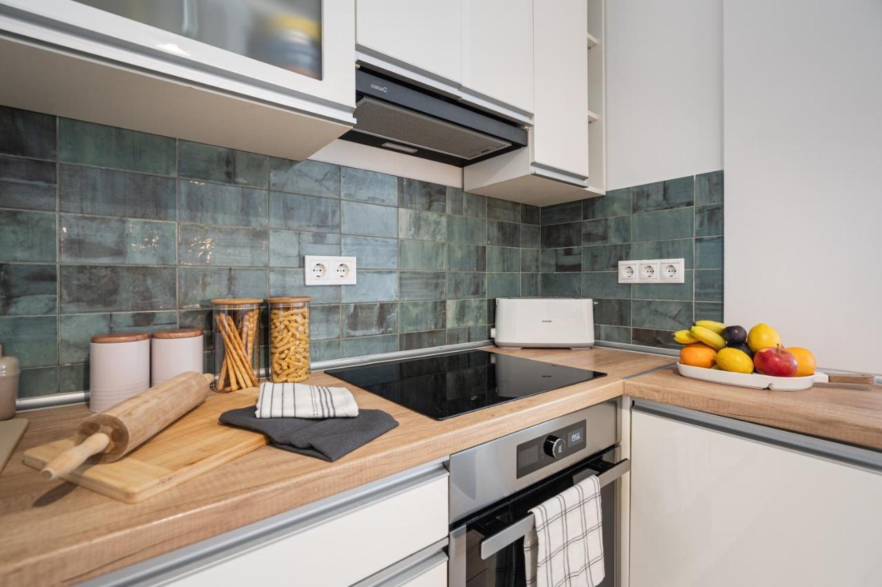 Premier Pest Side Apartment