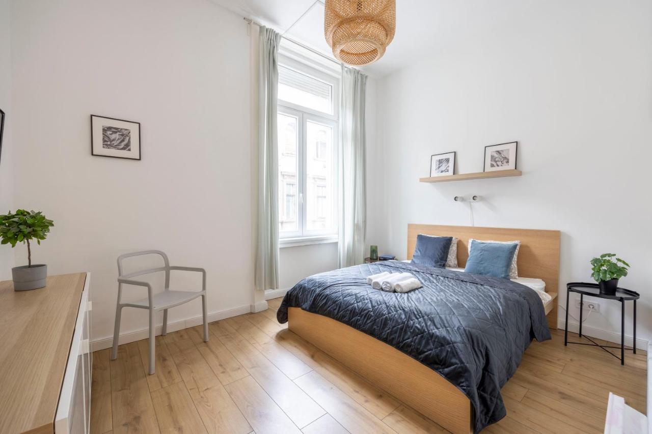 Apartamento Grand With 5bedrm 2bathroom *