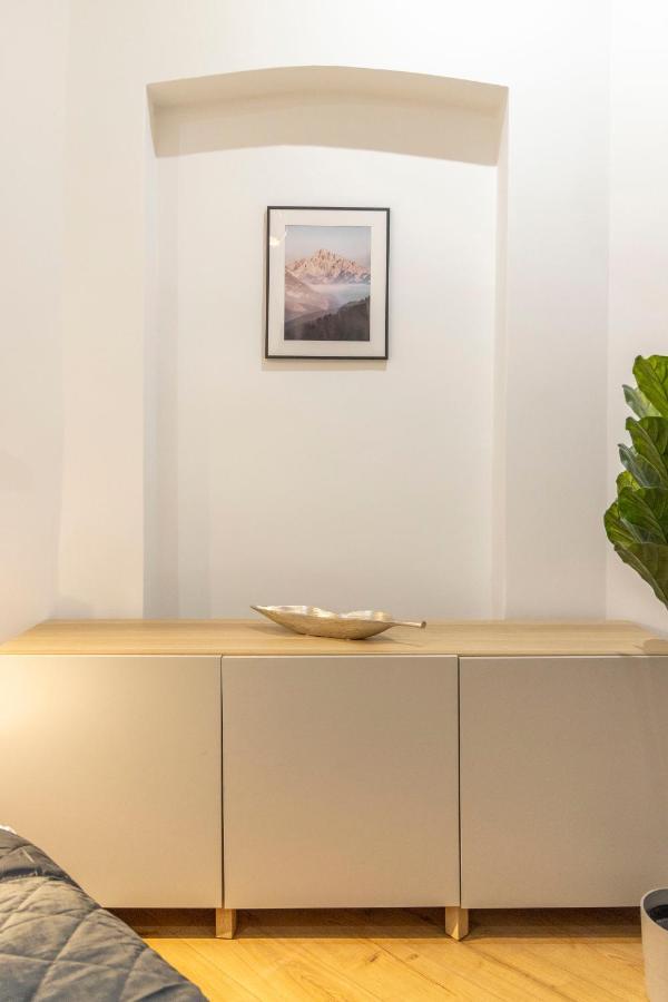 Apartamento Grand With 5bedrm 2bathroom
