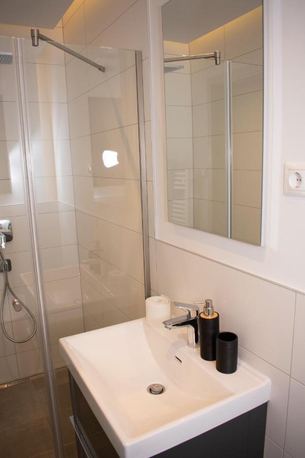 Lejlighed Luxury Cozy 2 Bdr Downtown Apt.2