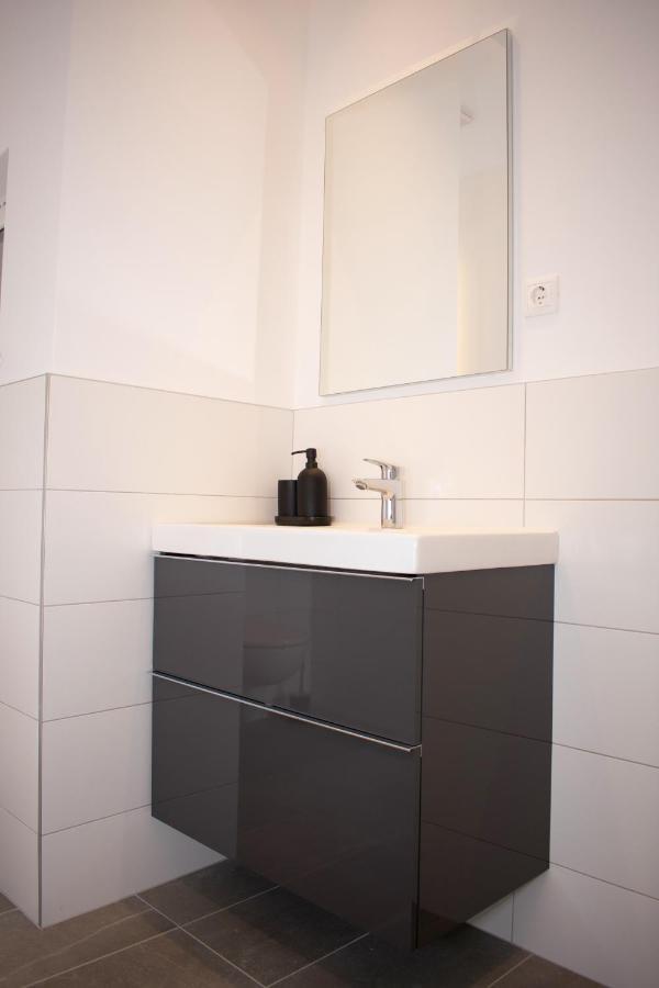 Luxury Cozy 2 Bdr Downtown Apt.5 Appartement *