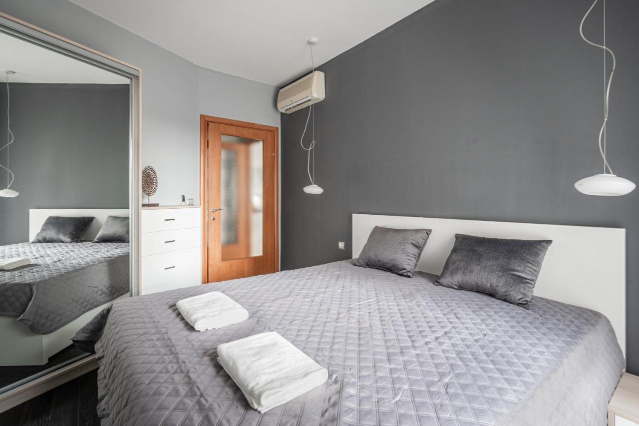 Urban Jungle Oasis King With Free Parking Lejlighed *