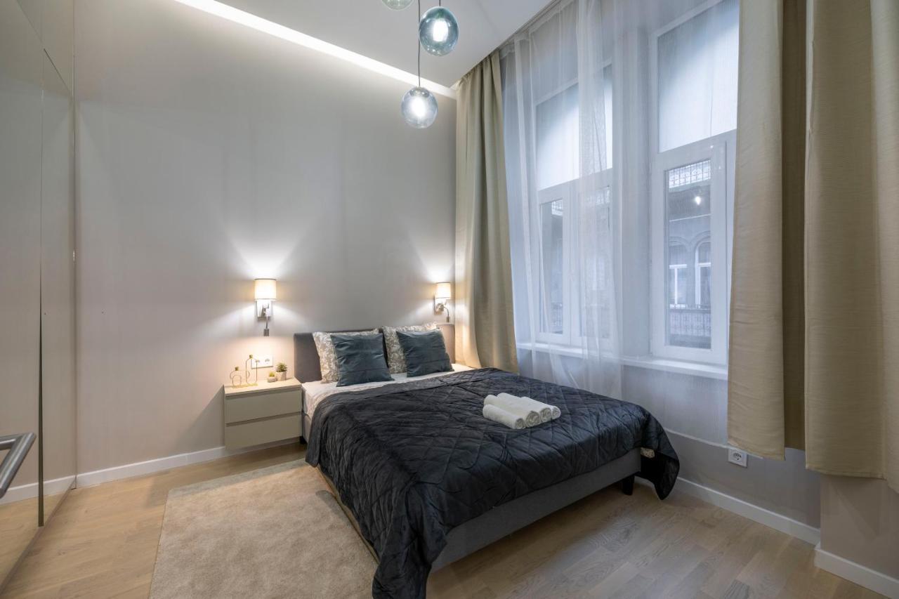 Luxurious & Spacious With Balcony Apartamento *