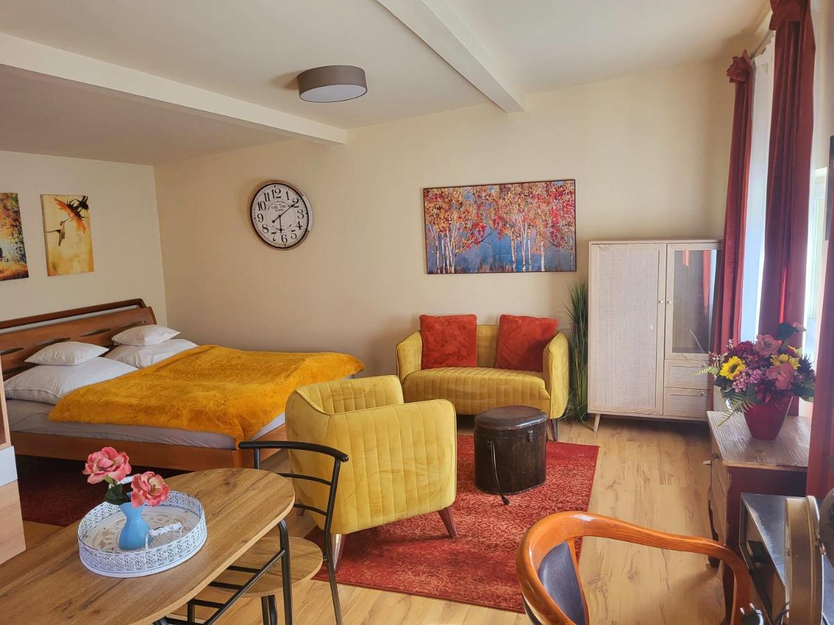 Secret Garden Apartman *