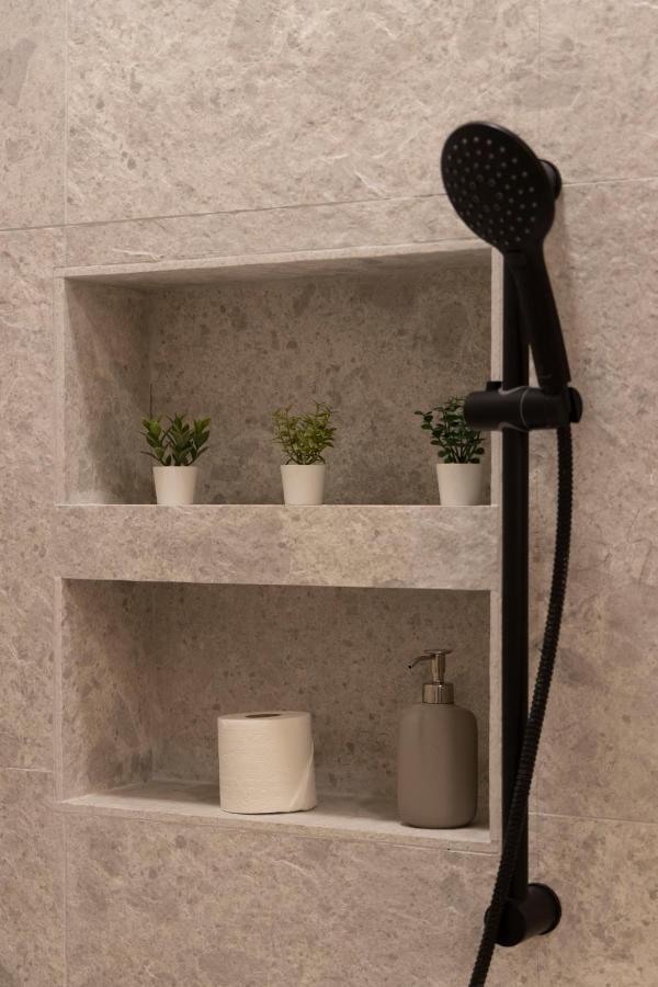 Luxurious & Spacious With Balcony Apartamento Budapest