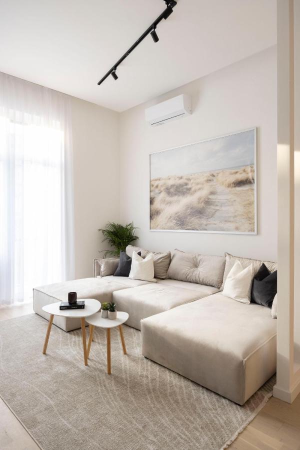 Apartamento Luxurious & Spacious With Balcony Budapest