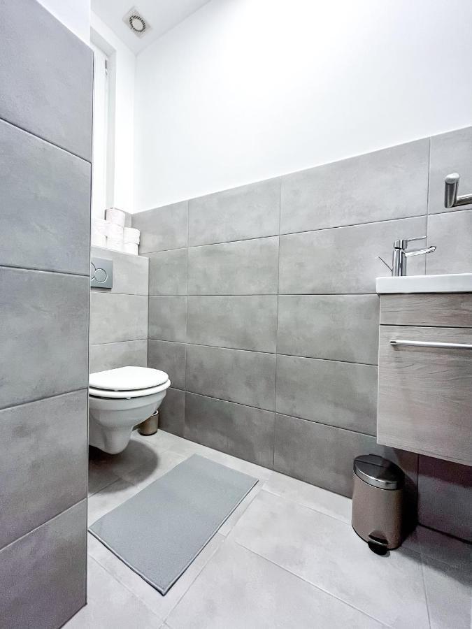Apartment T32 Modern *