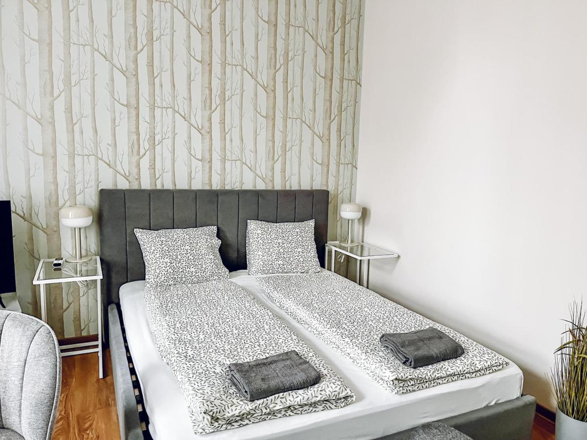 Apartment T32 Modern