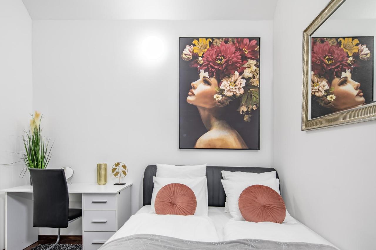 Melody Meadow Apartment *