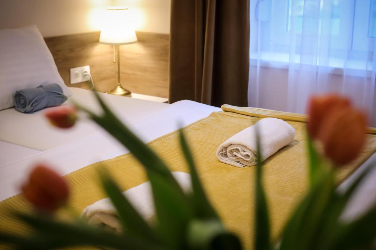 East Station Comfort Penzión pre hostí