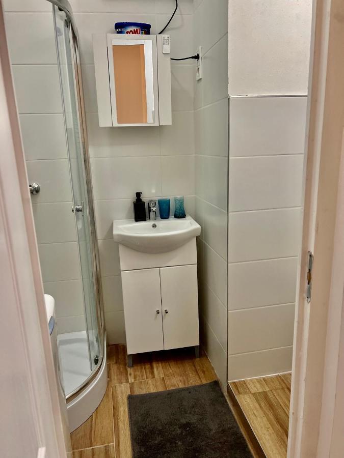My Little Apartment *
