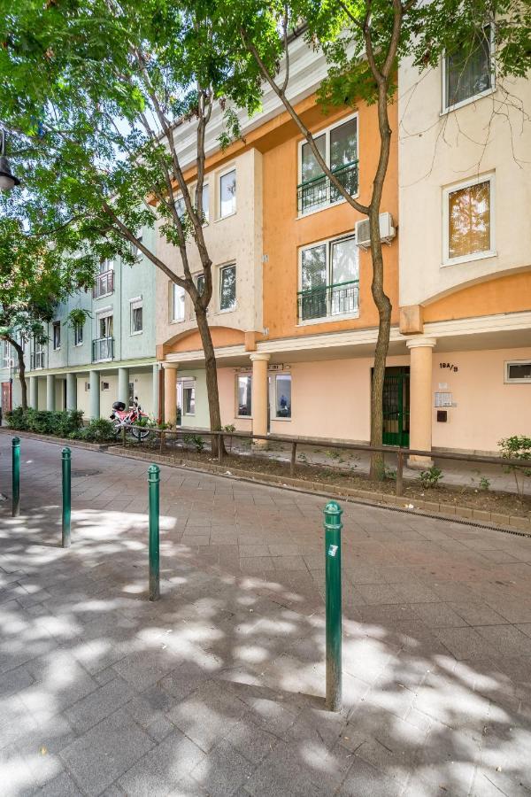 Beautiful Three Bedrooms With Free Parking Close To The Danube Coast Budapeszt