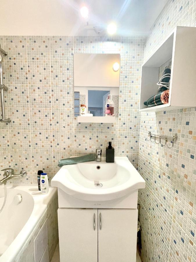 Apartment White Near The Famous New York Cafe Budapest