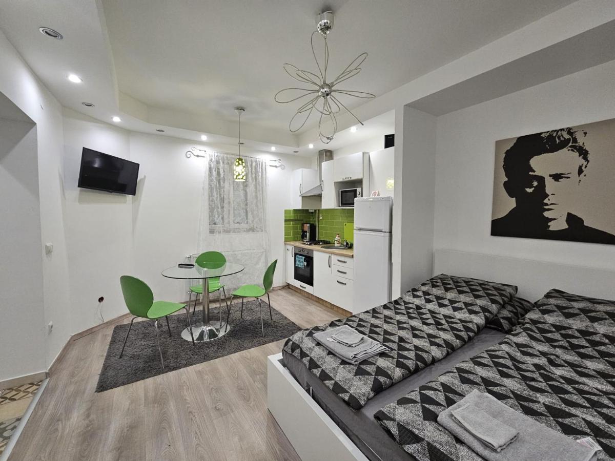 Smart In The Heart Of Apartment