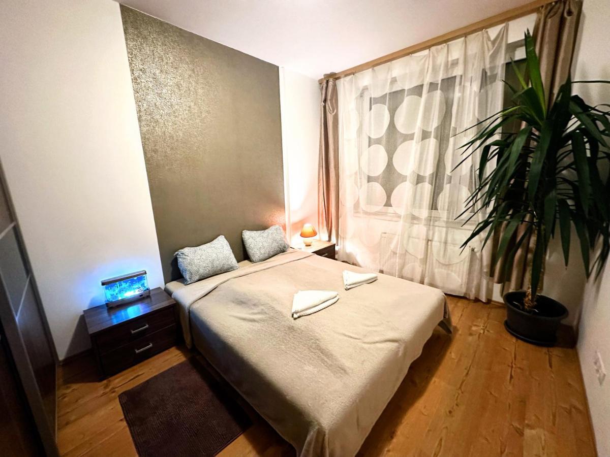 Apartamento Flowers Apartman