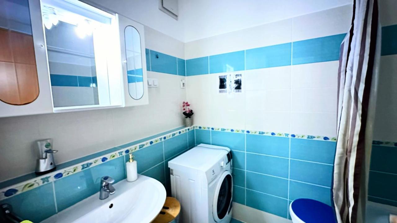 Apartamento Flowers Apartman