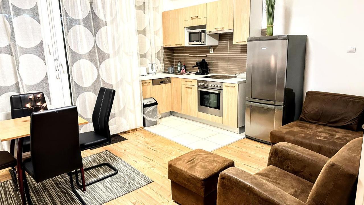 Flowers Apartman *