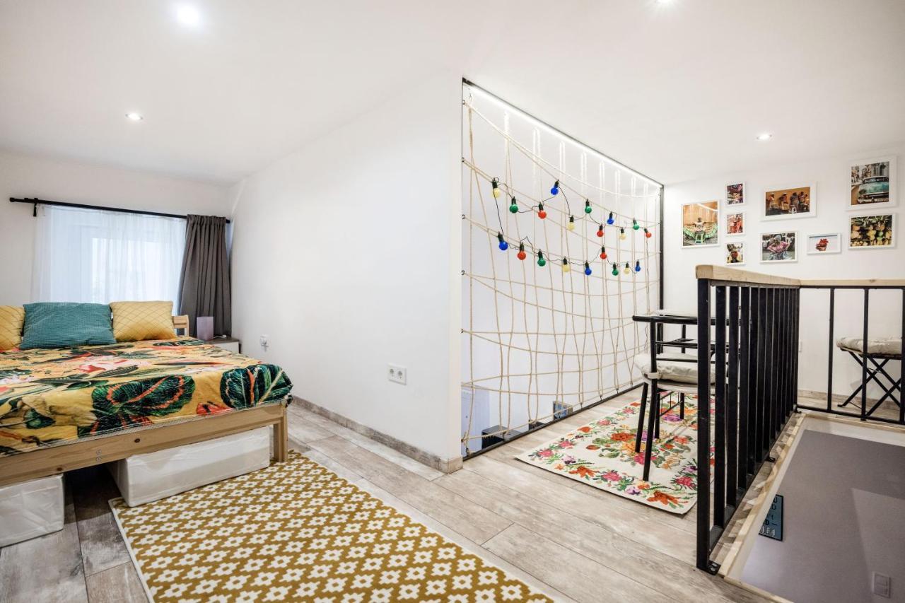Apartmán Lovely With Mezzanine Near The Danube *