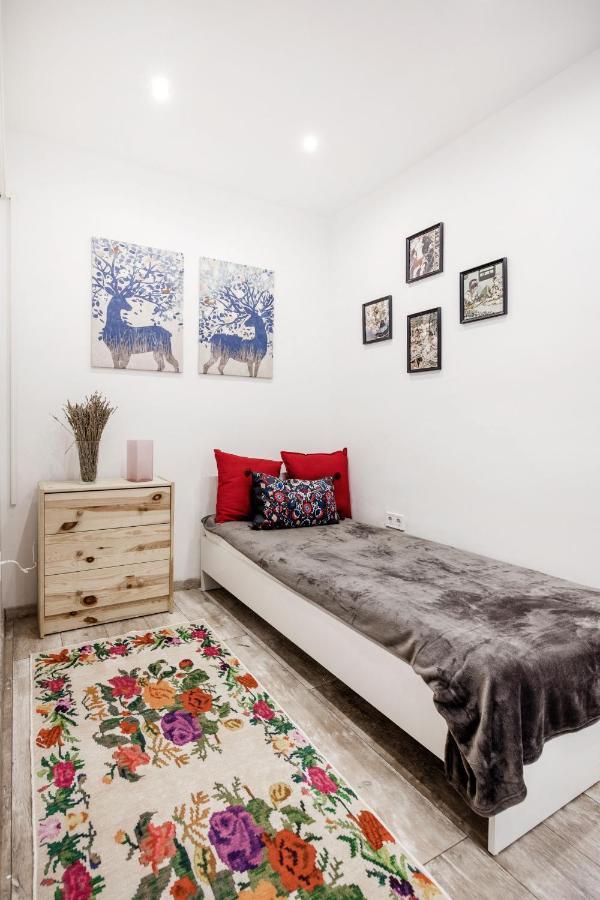 Apartment Lovely With Mezzanine Near The Danube Budapest