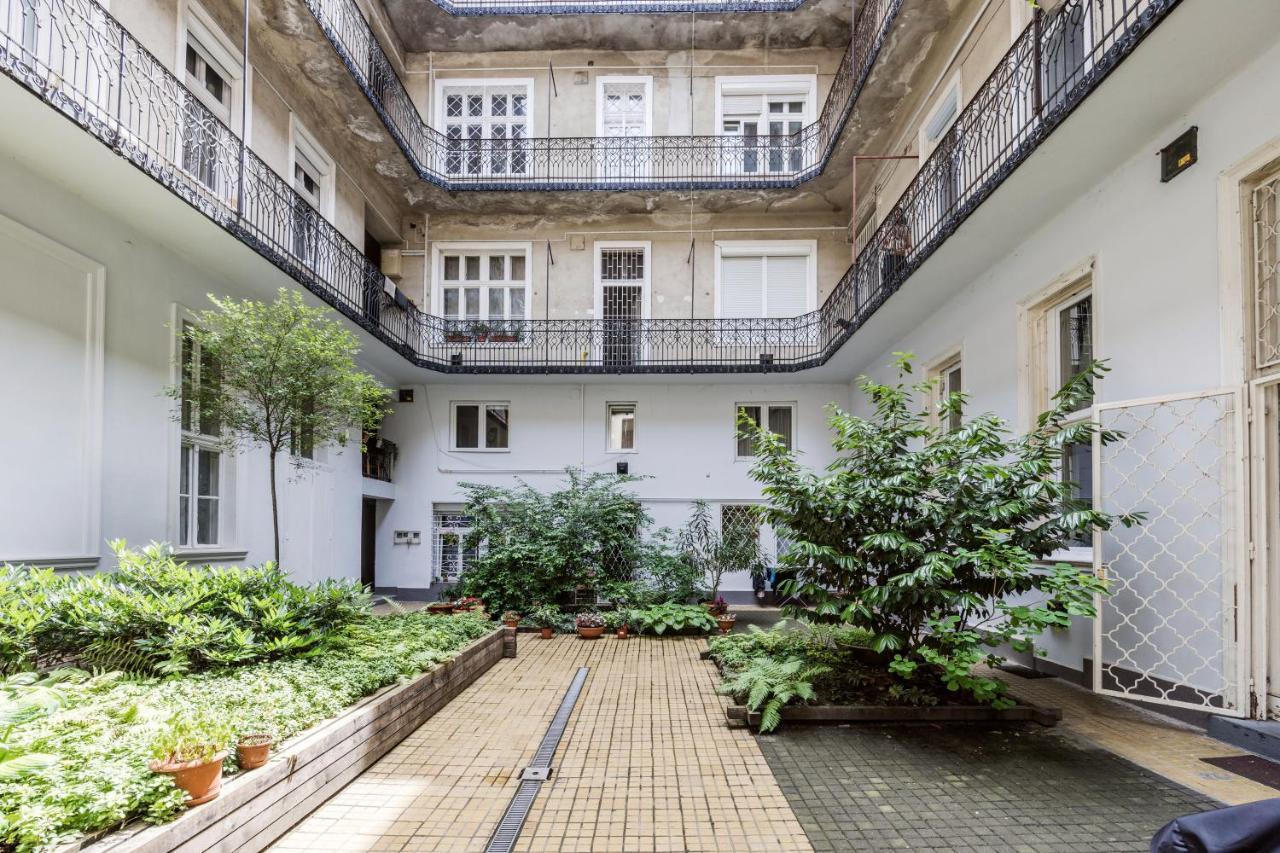 Lovely With Mezzanine Near The Danube Budapest