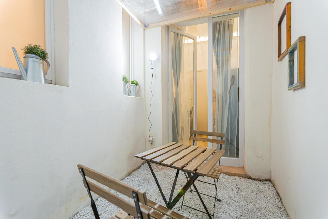 Downtown Flat In Budapest, Mona Apartmán *