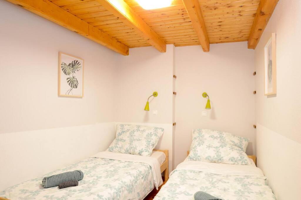 Famous Kiraly Street At Large 3br 10ppl @ Apartment Budapest