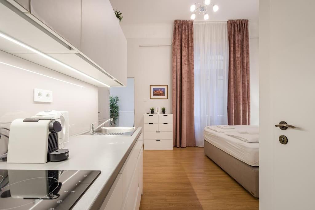 Apartment Klauzal Garden City Apartments- Studio K32 Budapest