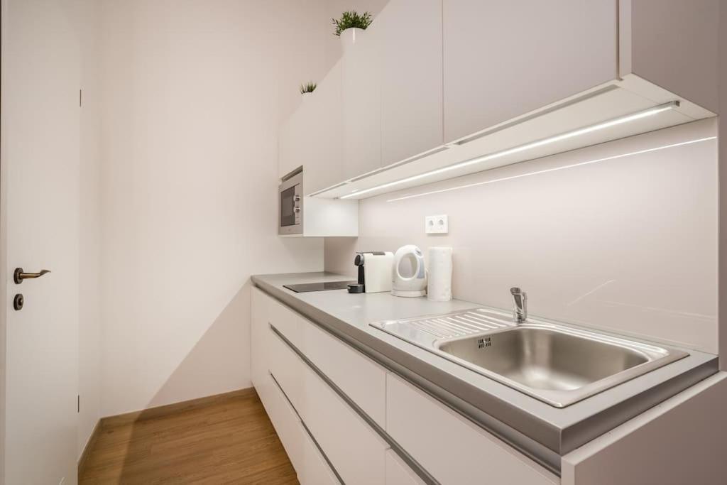 Klauzal Garden City Apartments- Studio K32 Apartment *