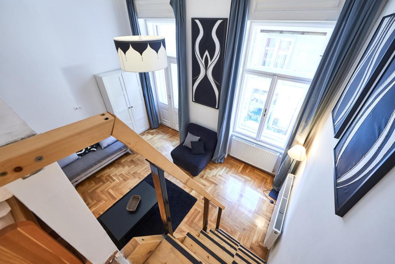 Apartment Large For Groups Center Dist. Vii *