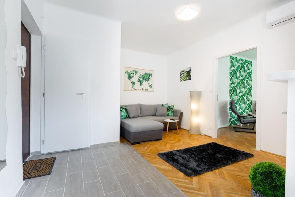 Rumbach 22 Center With Ac Apartmán *