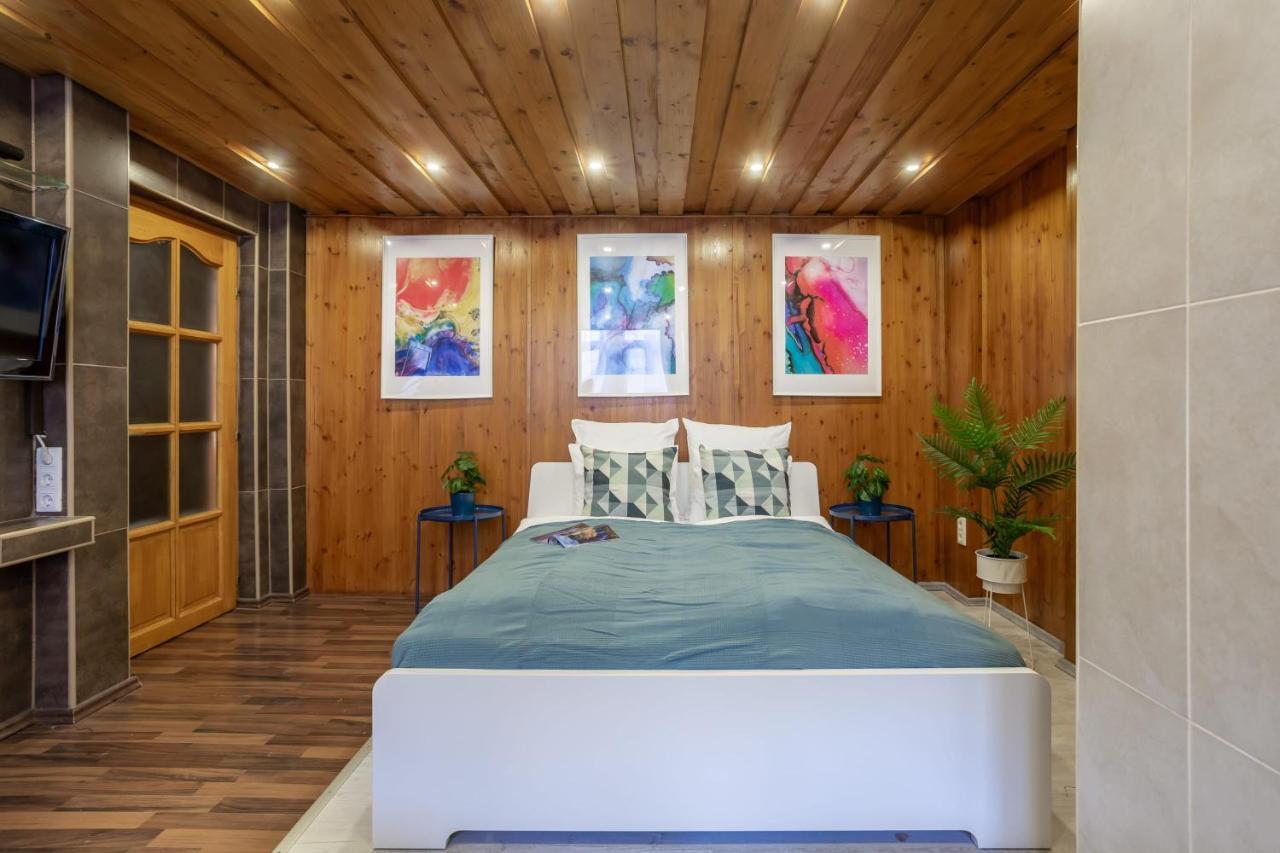 Apartment Feel At The Heart Of The